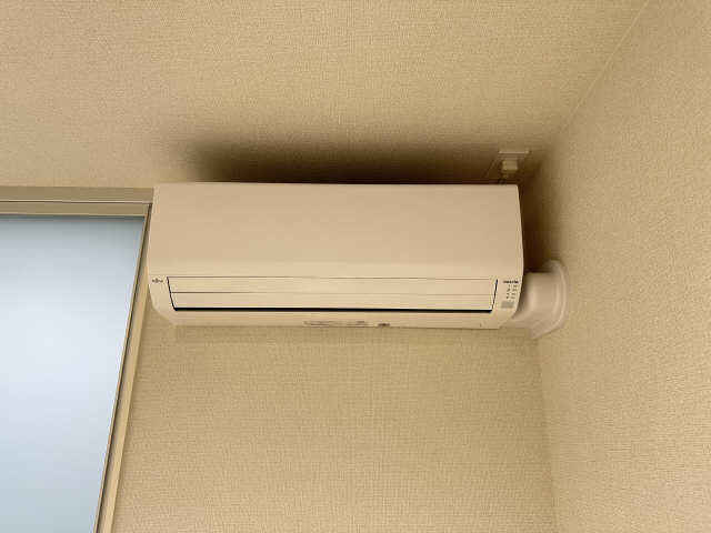リビングエアコン