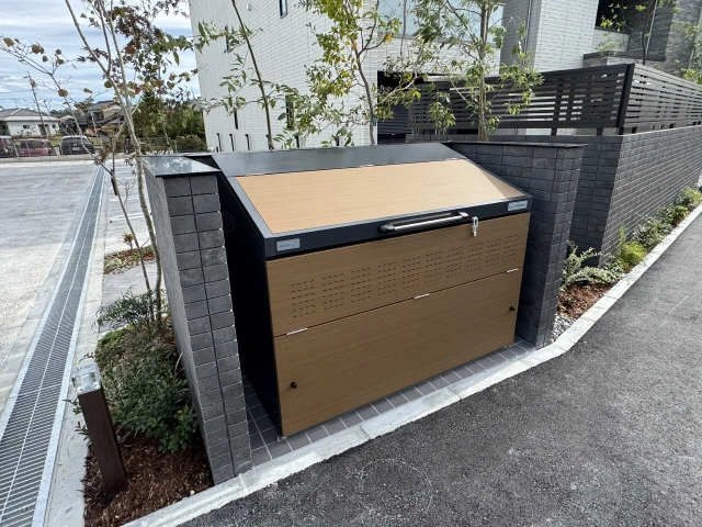 敷地内ゴミ置き場