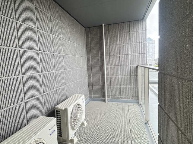 北側バルコニー