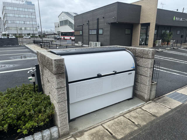 敷地内ゴミ捨場