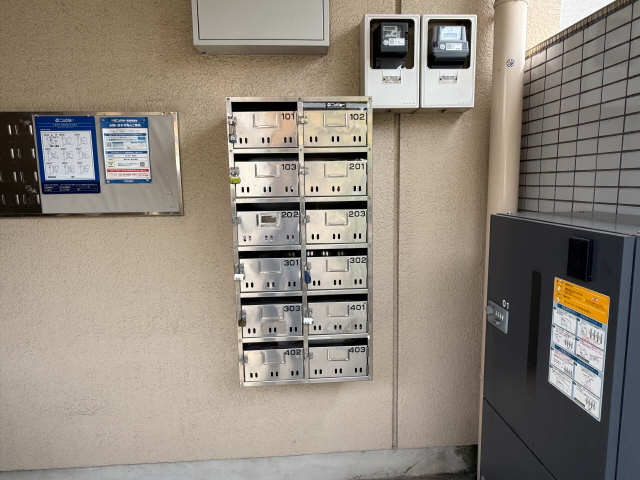 ポスト