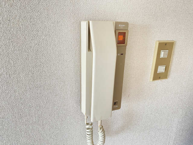 インターホン