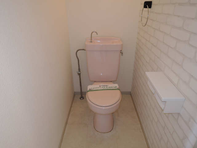 プレジール花池 2階 WC