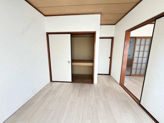 収納(南西洋室)