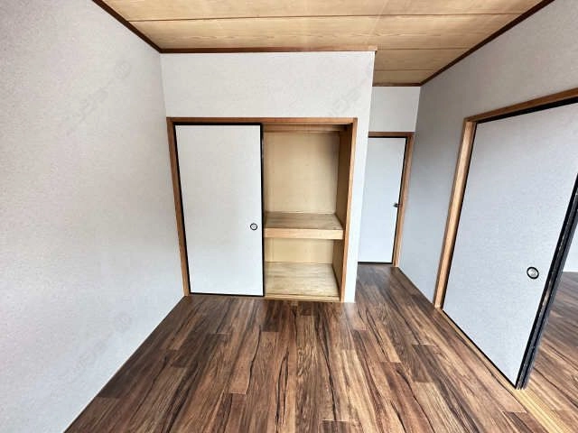 収納（南西洋室）