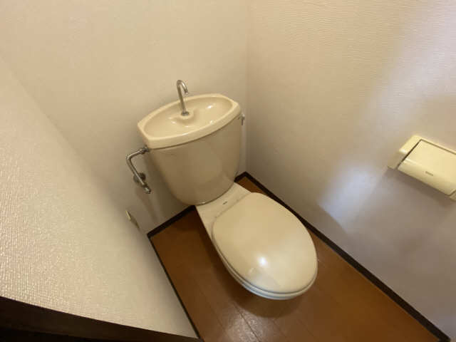 シャトル・ＭＡＮＯ 1階 WC
