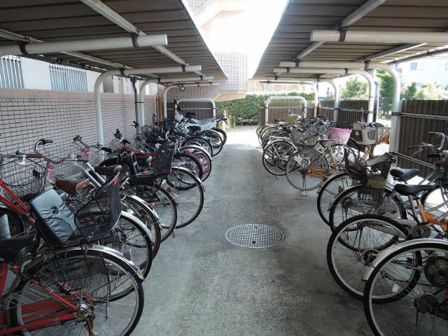 駐輪��場