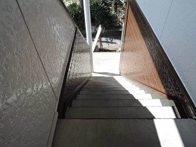 シャンピアボアール 2階 階段