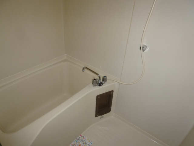シャンピアボアール 1階 浴室