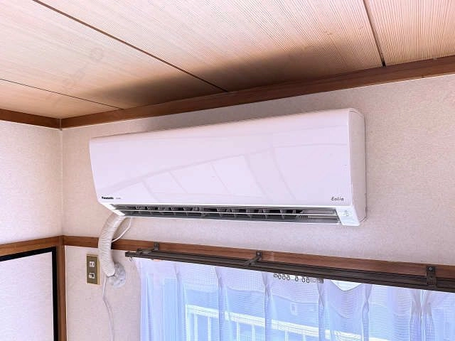 南西和室・エアコン