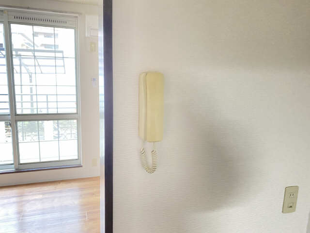 インターホン