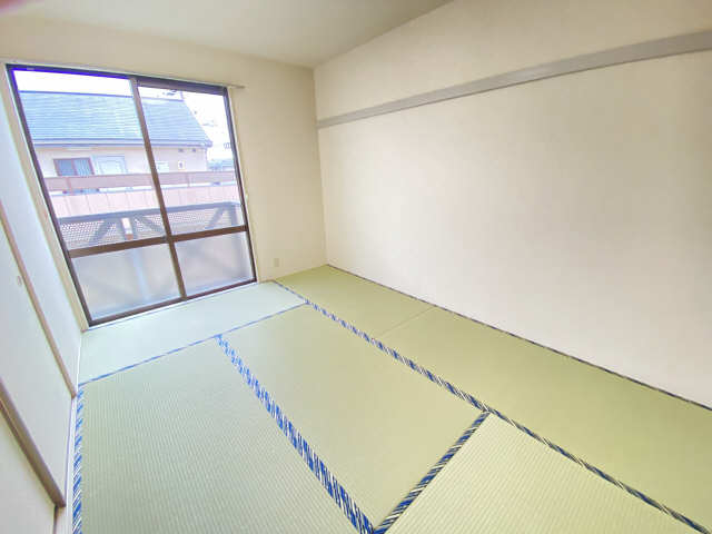 コンフォート黒田 2階 和室