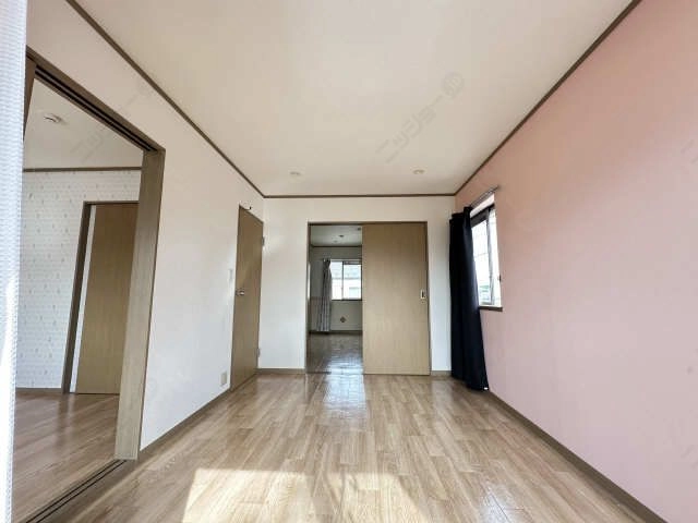 リビング（南東洋室）