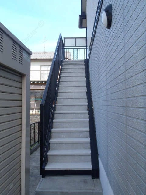 共用階段