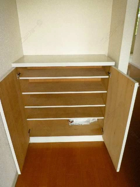 シューズボックス