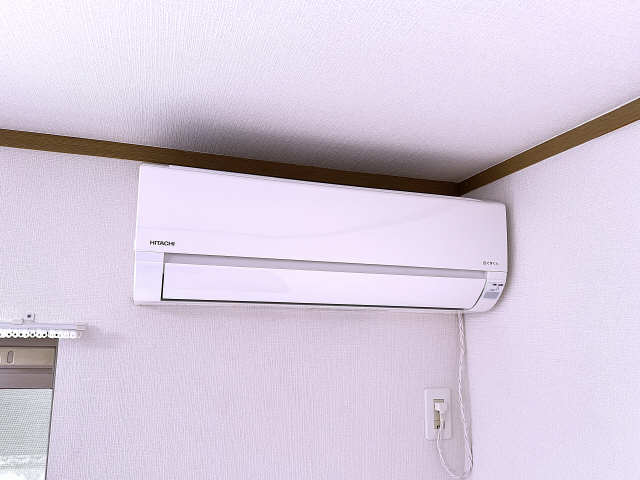 １階洋室・エアコン