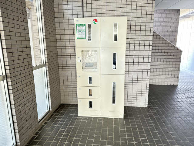 宅配ボックス