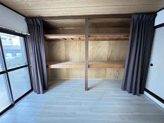 収納（南洋室）