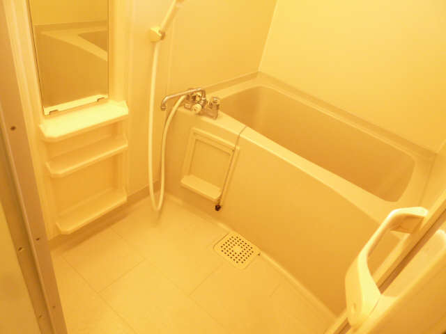 メゾンプリシェール 1階 浴室