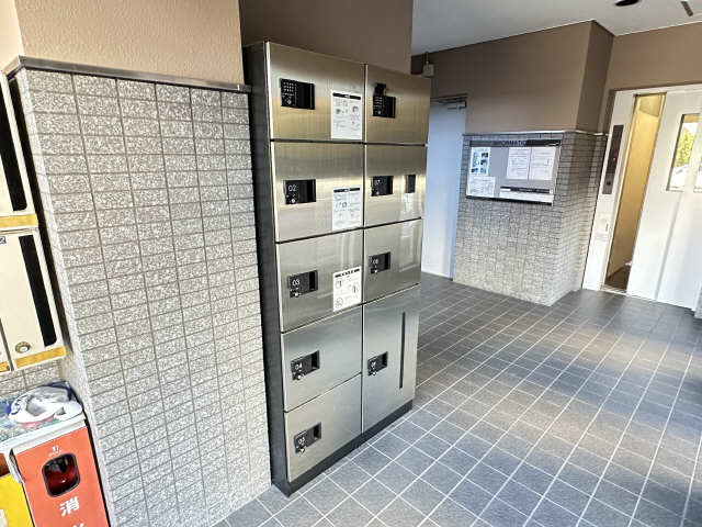 宅配ボックス