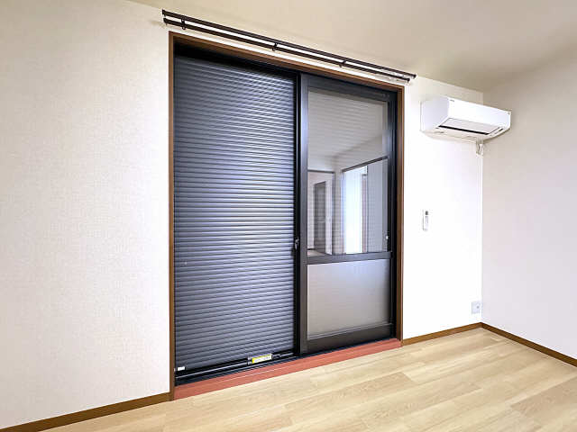 シャッター雨戸