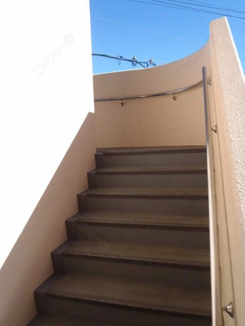 共用階段