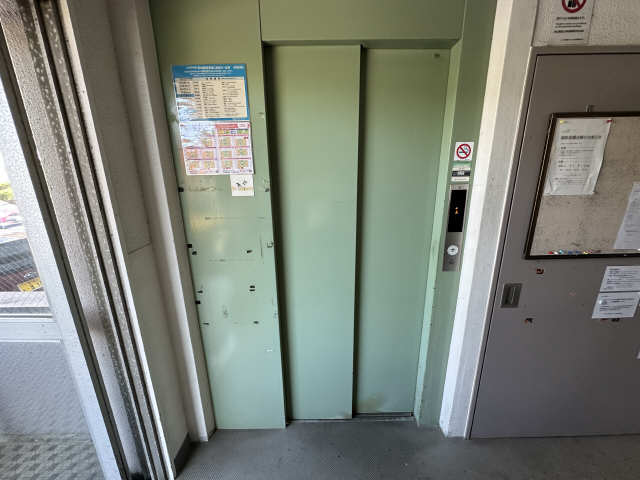 エレベーター