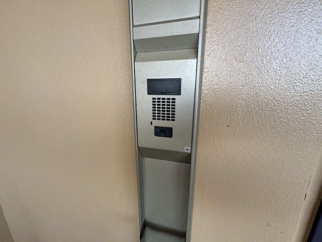 インターホン