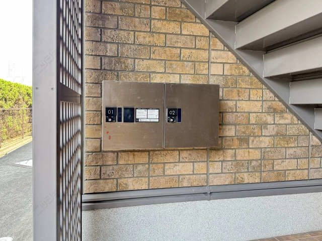 宅配ボックス(西側)