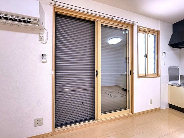 シャッター雨戸