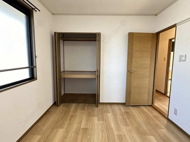 収納（北  洋室）