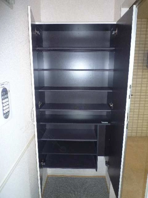 シューズボックス