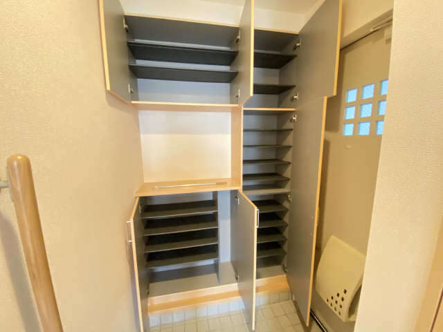 シューズBOX
