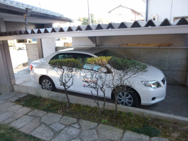 ガレージ