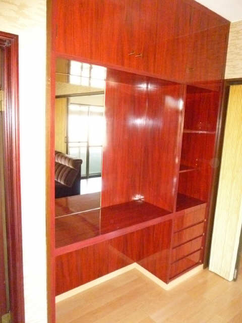 備え付け家具