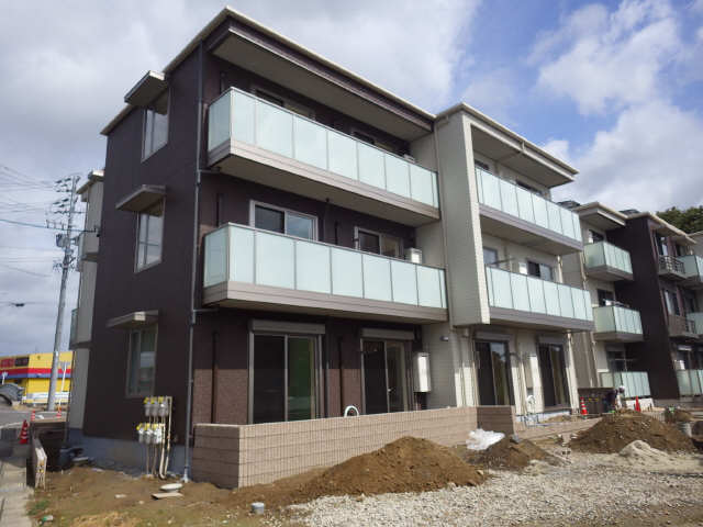 外観〈建築中〉