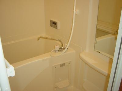 グランチェスタ　ＥＡＳＴ 2階 浴室