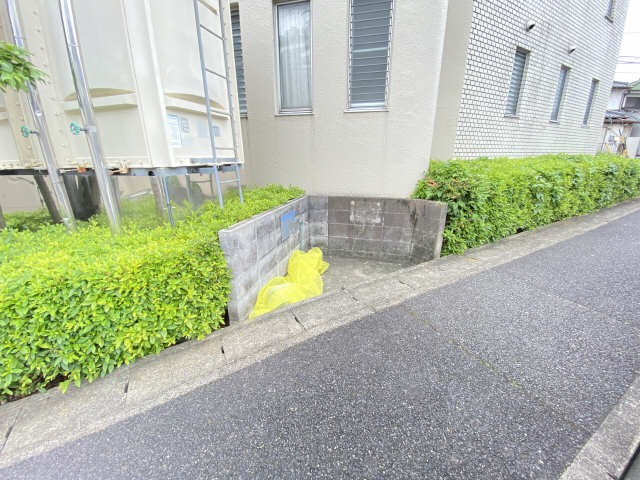 ゴミ捨て場
