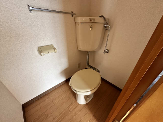 アーバンポイント鳴海 4階 WC
