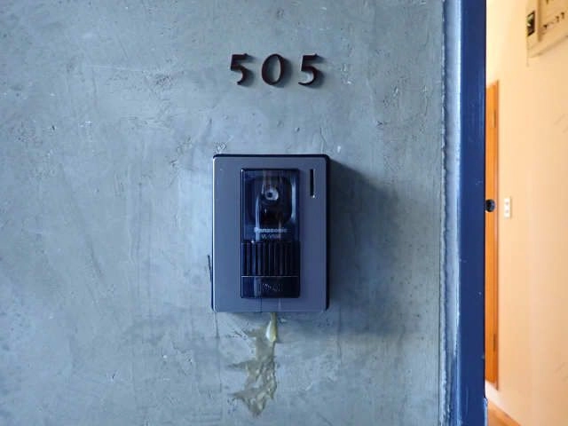 モニター付きインターホン