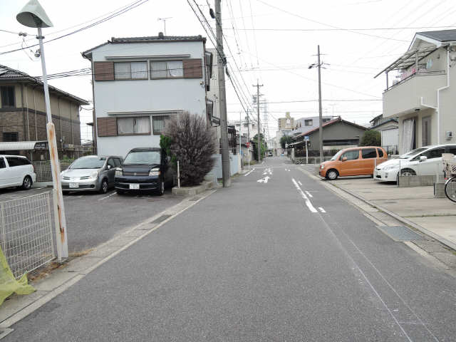 駐車場前道路