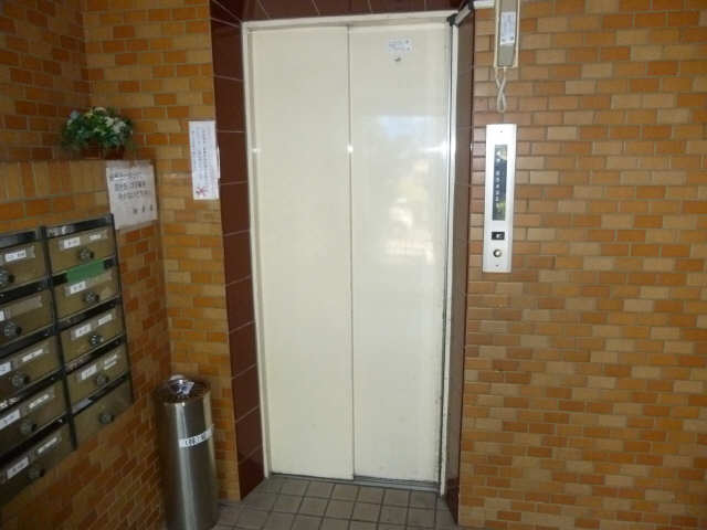 フェステ菊屋第６ 1階 エレベーター