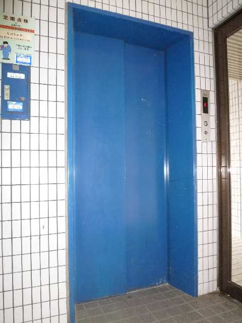 コンフォートフカヤ 5階 エレベーター