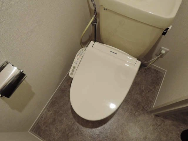 シャワートイレ