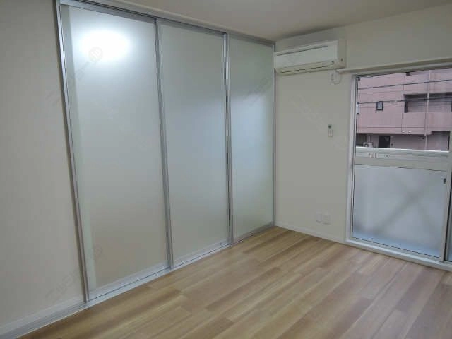 リビング～洋室スクリーン