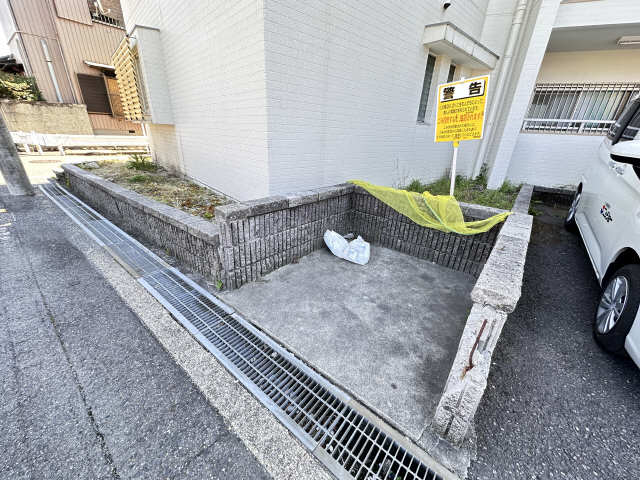 ゴミ捨て場