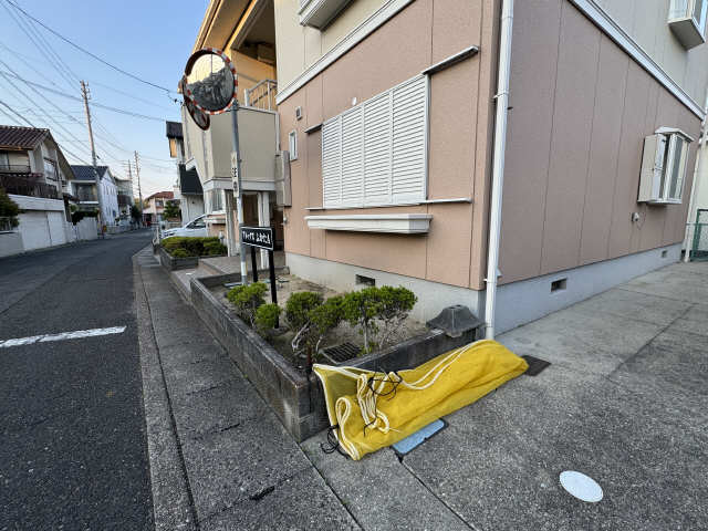ごみ捨て場