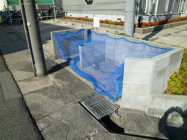 ごみ捨て場