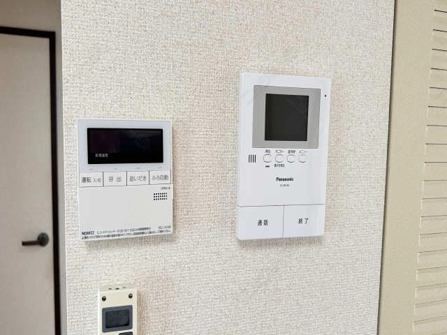 モニター付きインターホン