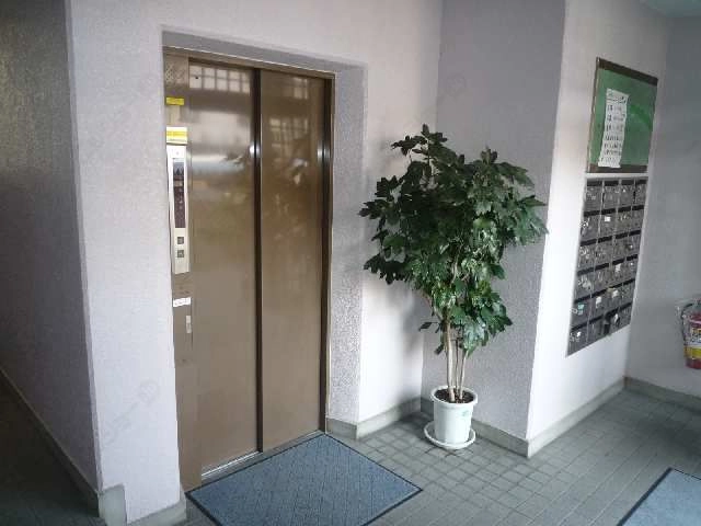 エレベーターホール